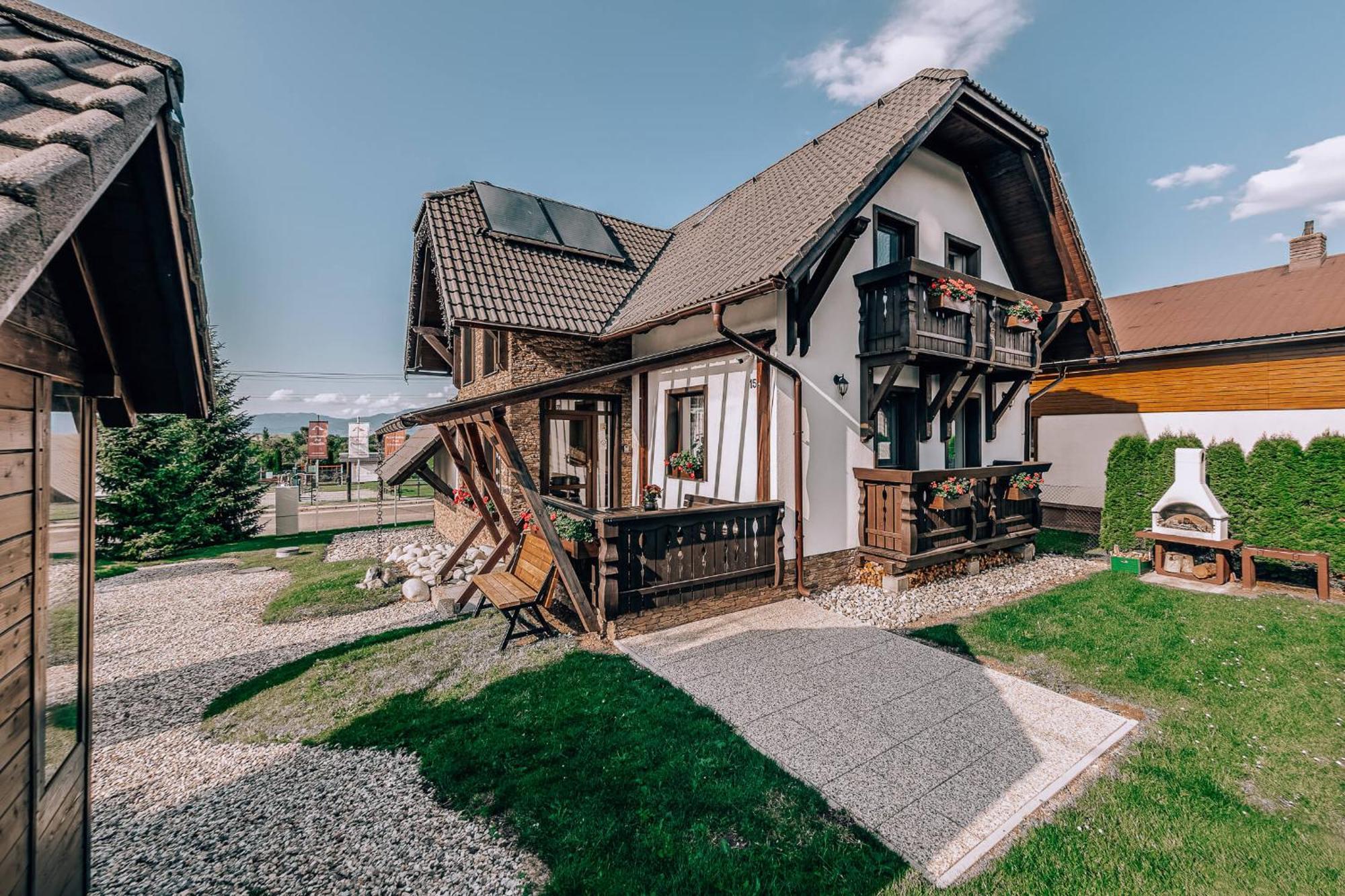 Apartmány Pod Chopkom Pavčina Lehota Exterior foto